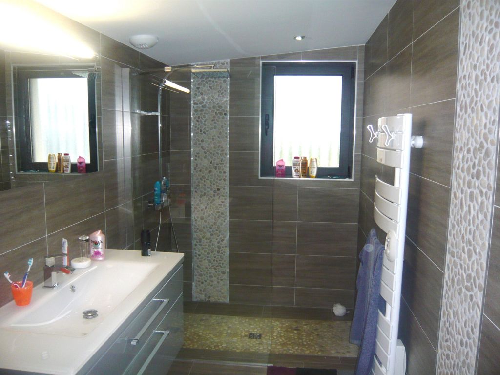 Salle de bain grande douche: salle bains opter pour douche grand ...