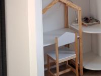 Bureau Enfant Maison, Bois & Blanc